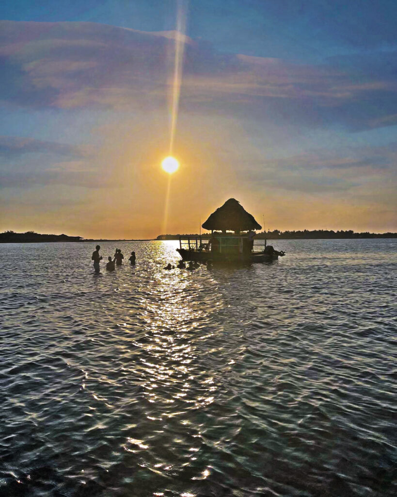 isla de las rosas Atardeceres magicos